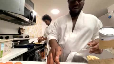 Bleuk online show from 05/18/26, 03:18