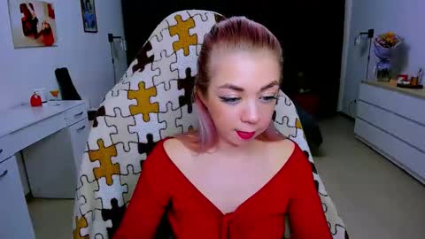 Snapshot of blinkofeyes chatting on 02/07/25, 02:26 Nicole online show from 02/07/25, 02:26