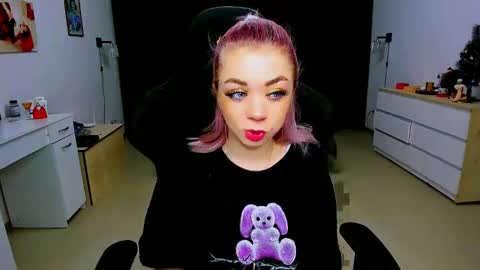 Nicole online show from 01/13/25, 03:34