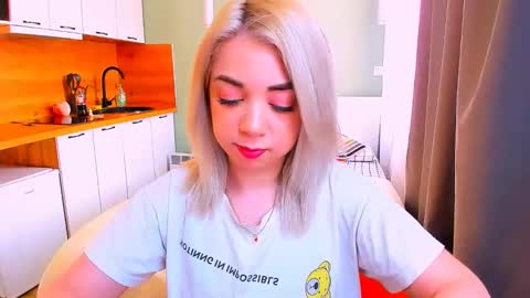 Nicole online show from 02/28/25, 01:25