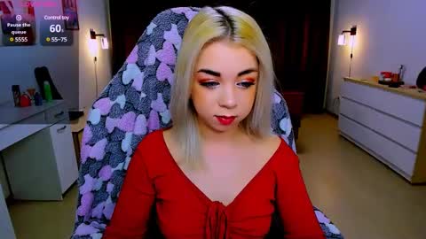 Nicole online show from 03/05/25, 03:40