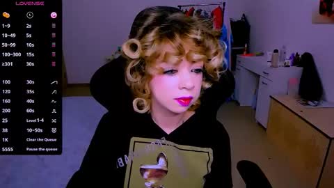 Snapshot of blinkofeyess chatting on 02/03/26, 06:40 Nicole online show from 02/03/26, 06:40
