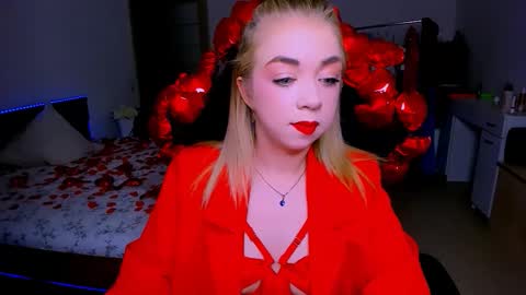 Snapshot of blinkofeyess chatting on 02/14/26, 05:26 Nicole online show from 02/14/26, 05:26