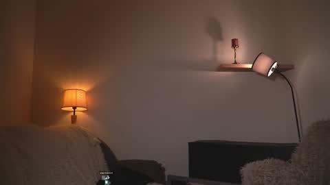 Snapshot of blissdilley chatting on 10/09/25, 04:32 Scarlett NEXT LIVE 5AM gmt online show from 10/09/25, 04:32