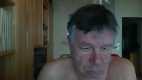 Snapshot of blixaa chatting on 01/26/25, 11:50 Blixaa online show from 01/26/25, 11:50