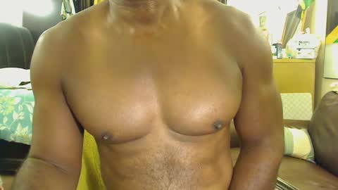 Snapshot of blkbiguncut10462 chatting on 09/19/25, 04:14 blkbiguncut10462 online show from 09/19/25, 04:14