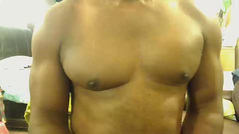 Snapshot of blkbiguncut10462 chatting on 10/12/25, 10:42 blkbiguncut10462 online show from 10/12/25, 10:42