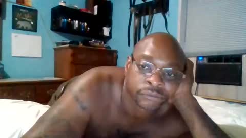 Snapshot of blkdiamonddick69 chatting on 06/30/26, 06:53 blkdiamonddick69 online show from 06/30/26, 06:53
