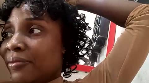 Lola online show from 01/20/25, 11:24