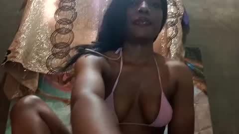 Lola online show from 04/16/26, 10:16