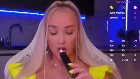 Lana online show from 04/26/26, 02:53