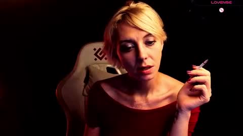 Snapshot of blond_ice_ann chatting on 07/28/26, 09:36 blond_ice_ann online show from 07/28/26, 09:36