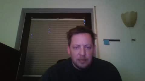 Snapshot of blonde32m chatting on 12/24/24, 07:06 blonde32m online show from 12/24/24, 07:06