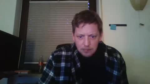 Snapshot of blonde32m chatting on 01/06/25, 03:19 blonde32m online show from 01/06/25, 03:19