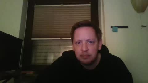 Snapshot of blonde32m chatting on 02/09/25, 11:25 blonde32m online show from 02/09/25, 11:25