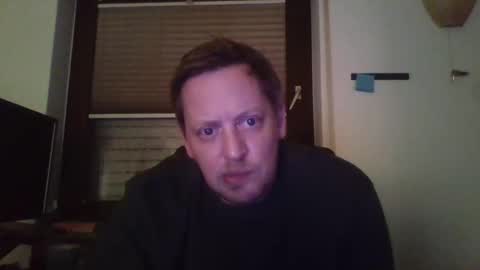 Snapshot of blonde32m chatting on 02/16/25, 06:10 blonde32m online show from 02/16/25, 06:10