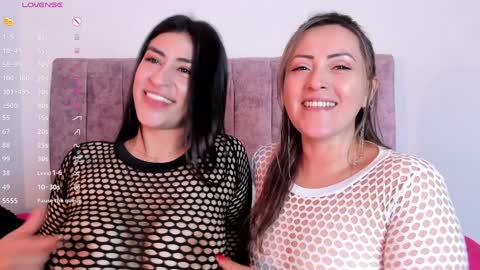 Snapshot of blonde__cute chatting on 01/14/25, 01:49 Esperancita and Karina online show from 01/14/25, 01:49