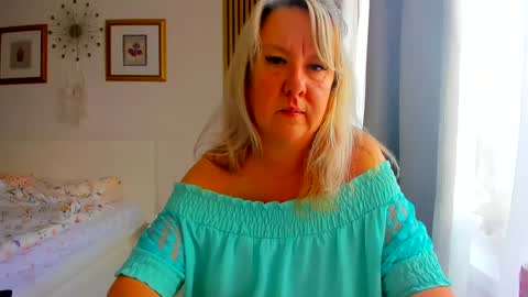 Nicole online show from 07/28/26, 03:21