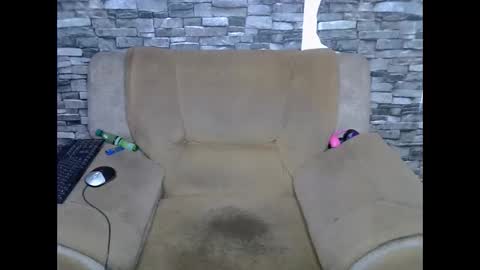 blonde_creamy online show from 04/14/26, 01:06