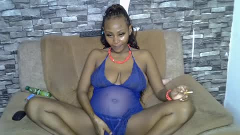 Snapshot of blonde_creamy chatting on 06/20/26, 07:16 blonde_creamy online show from 06/20/26, 07:16