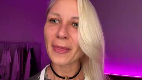 Snapshot of blonde_fuck_couple chatting on 04/10/26, 01:05 blonde_fuck_couple online show from 04/10/26, 01:05