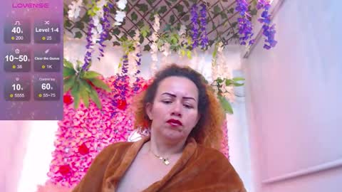 blonde_squirt_ online show from 02/09/26, 12:09