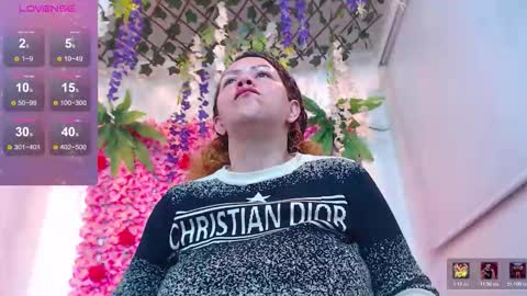 blonde_squirt_ online show from 02/12/26, 09:48