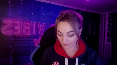 Snapshot of blonde_temptation chatting on 10/15/25, 07:03 Meryem online show from 10/15/25, 07:03