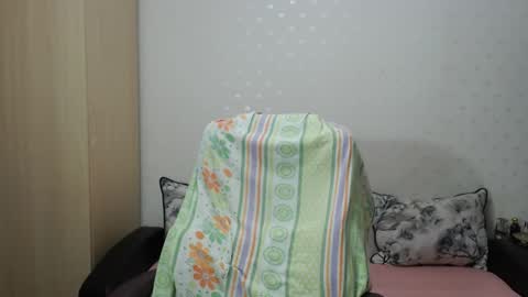 Snapshot of blondeagle chatting on 12/05/25, 07:10 Mr Blond online show from 12/05/25, 07:10