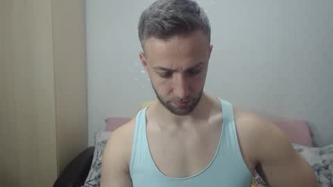 Snapshot of blondeagle chatting on 03/24/26, 03:39 Mr Blond online show from 03/24/26, 03:39