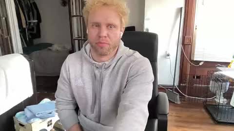 blondebluebear online show from 02/27/26, 03:45