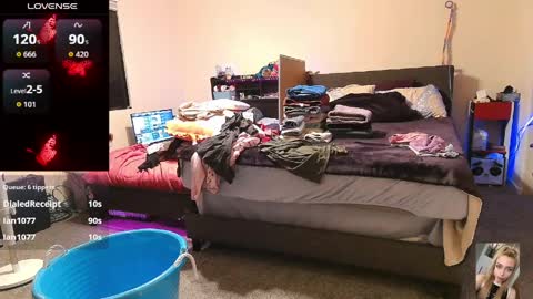 Bubbles online show from 04/16/26, 04:57