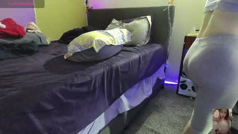 Bubbles online show from 04/18/26, 12:42