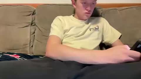 Snapshot of blondiedicks1 chatting on 10/14/25, 01:34 blondiedicks1 online show from 10/14/25, 01:34