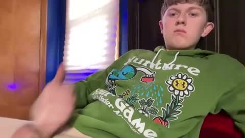 Snapshot of blondiedicks1 chatting on 03/12/26, 02:01 blondiedicks1 online show from 03/12/26, 02:01