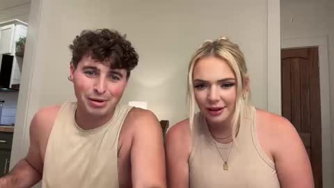 BlondieGoneWildXO online show from 10/16/25, 06:47