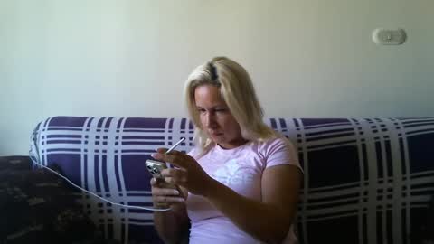 BlondiePam online show from 12/23/24, 09:05
