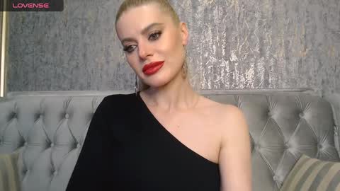 Helen online show from 01/11/25, 07:38