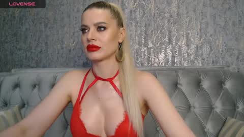 Helen online show from 02/14/25, 07:28
