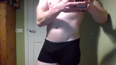 Snapshot of blondsubnl chatting on 02/26/26, 07:57 BlondSubNL online show from 02/26/26, 07:57