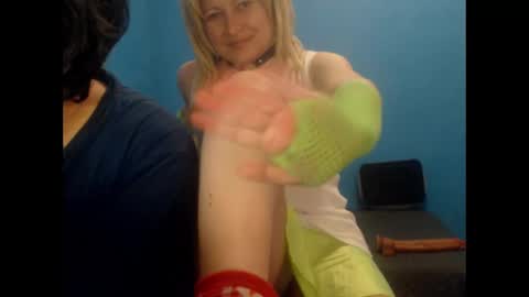 Snapshot of blontsex chatting on 02/18/25, 08:25 Blontsex online show from 02/18/25, 08:25
