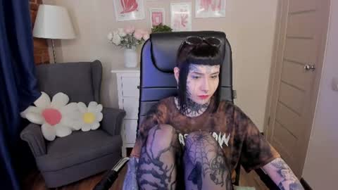 Snapshot of blood__mary chatting on 06/19/26, 11:36 Mary online show from 06/19/26, 11:36
