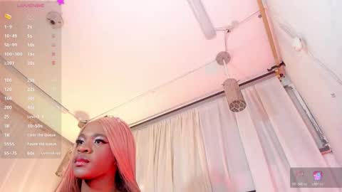 Snapshot of bloom_bbc chatting on 11/17/25, 12:55 bloom_bbc online show from 11/17/25, 12:55