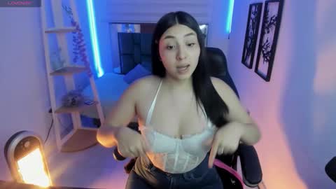 Snapshot of bloom_winxx chatting on 02/16/26, 03:02 bloom_winxx online show from 02/16/26, 03:02