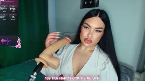Snapshot of blowjob_queeny chatting on 09/23/25, 06:49 Welcome guysMy name KatePVT its Open online show from 09/23/25, 06:49