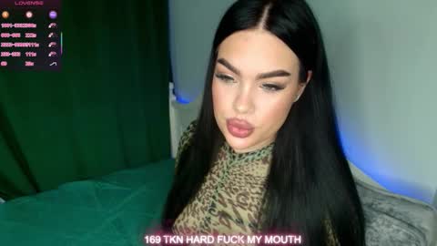 Snapshot of blowjob_queeny chatting on 10/01/25, 06:19 Welcome guysMy name KatePVT its Open online show from 10/01/25, 06:19