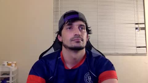 Snapshot of bls123 chatting on 10/28/25, 08:18 bls123 online show from 10/28/25, 08:18