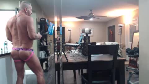 Snapshot of blu4121 chatting on 02/24/26, 11:36 Wyatt online show from 02/24/26, 11:36