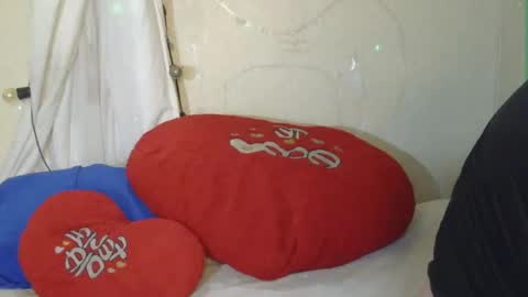 kate online show from 12/10/24, 01:32