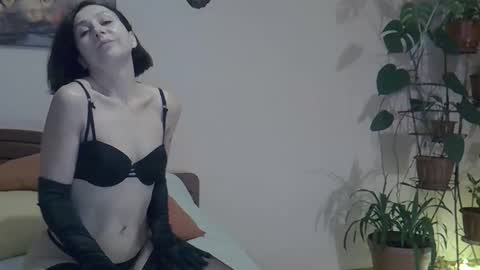 blue_berryx online show from 11/11/25, 04:12